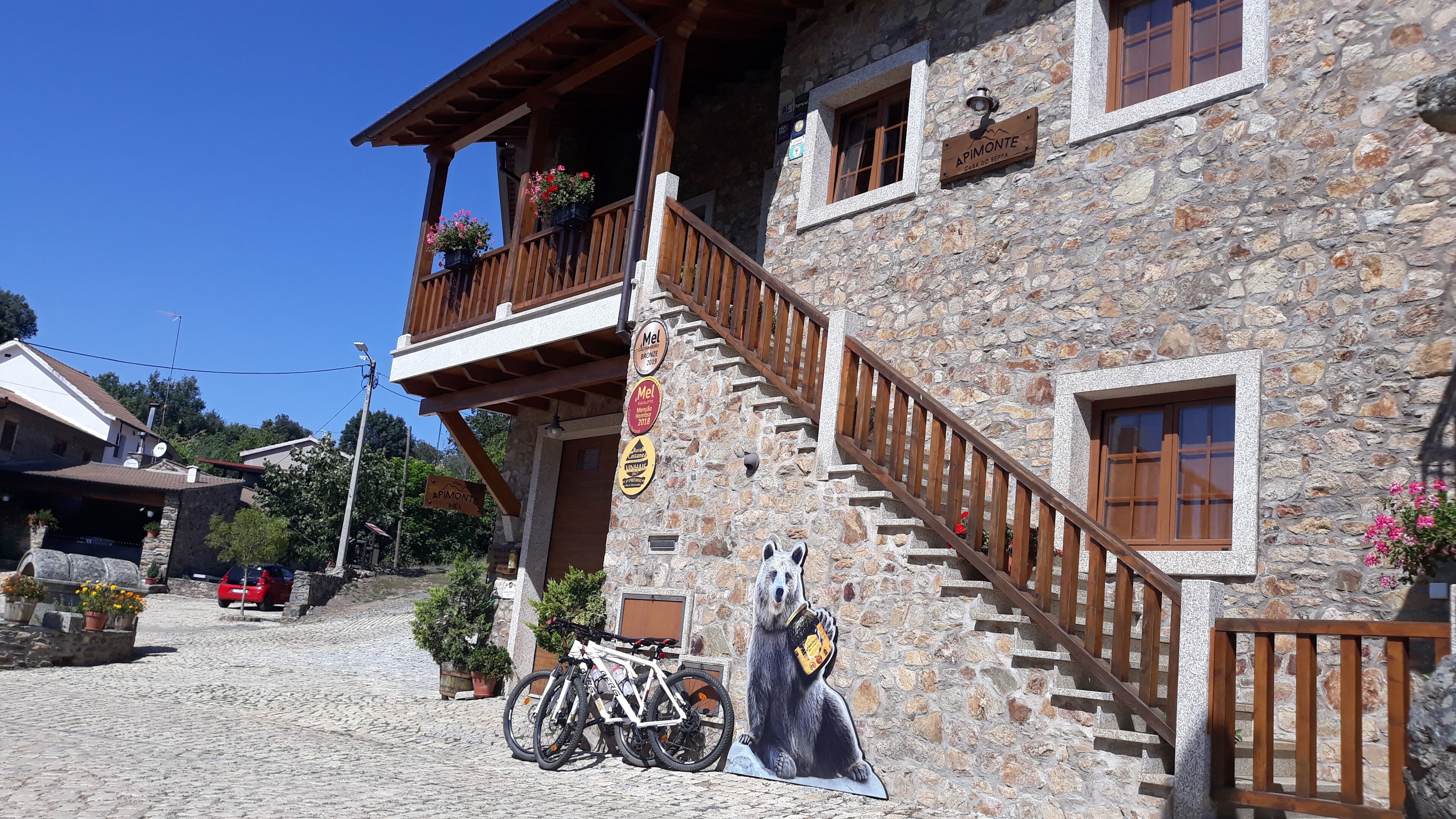 Apimonte Casa do Serra - PN Montesinho