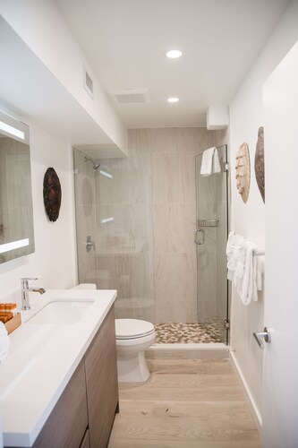 1229 Apartments at Beachcomber Resort