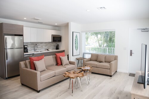 1229 Apartments at Beachcomber Resort