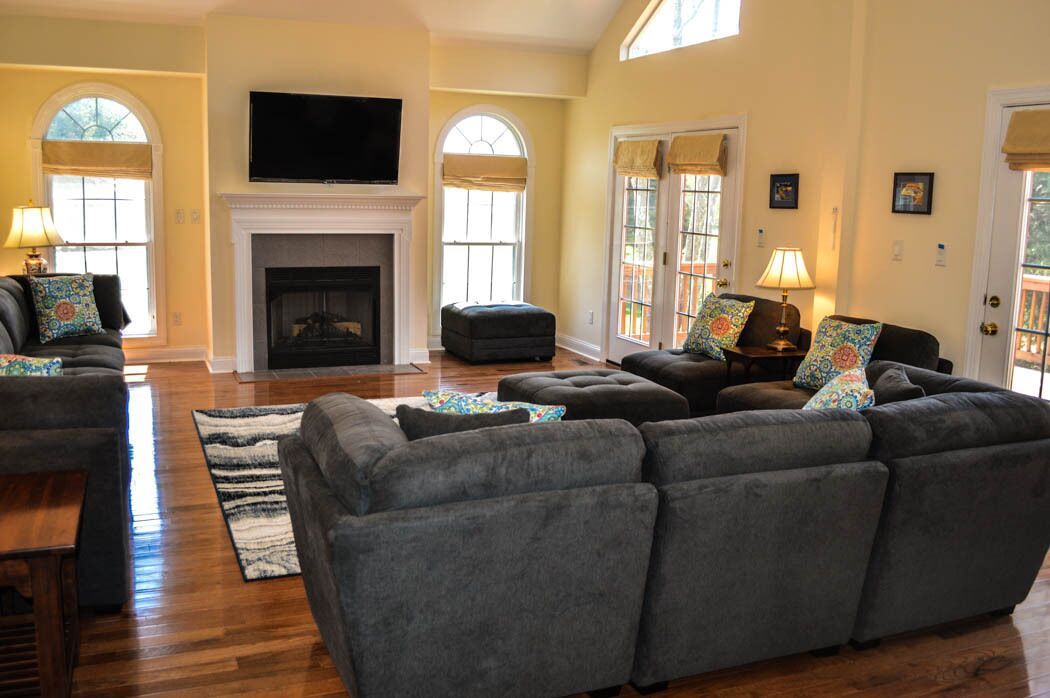 Lake Anna Blue Sails, Waterfront Estate, Family Retreat