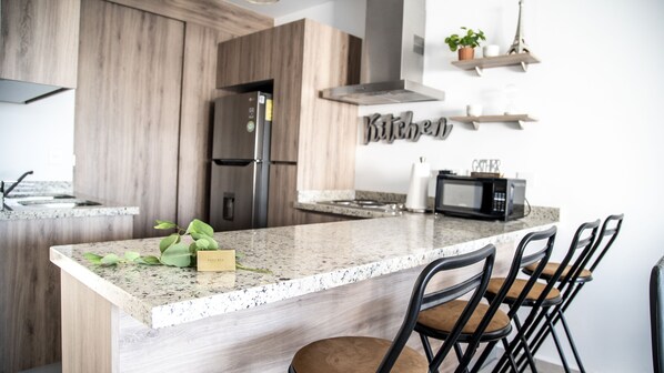 Fridge, microwave, oven, stovetop
