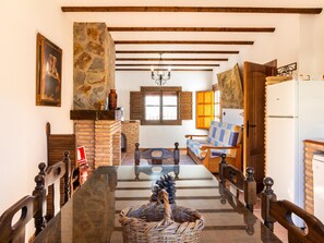 Interior - Complex of 3 apartments with swimming pool (Melegís)