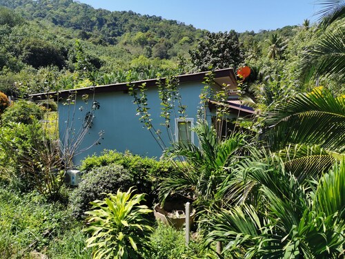 Baan Nomtham, with Hill view, Kitcken, Free Wifi & Smart TV