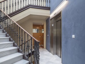 Interior - SibsBcn Universitat- P.GRACIA. GayApartment Cozy.Decoration.Wifi. (Barcelona)