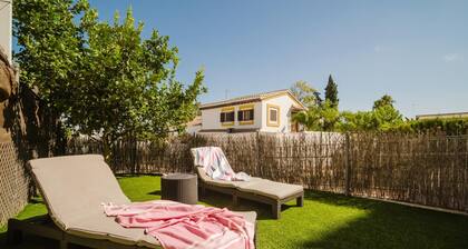 SibsSanlucar Piletas- 1st beach line pool parking family friends