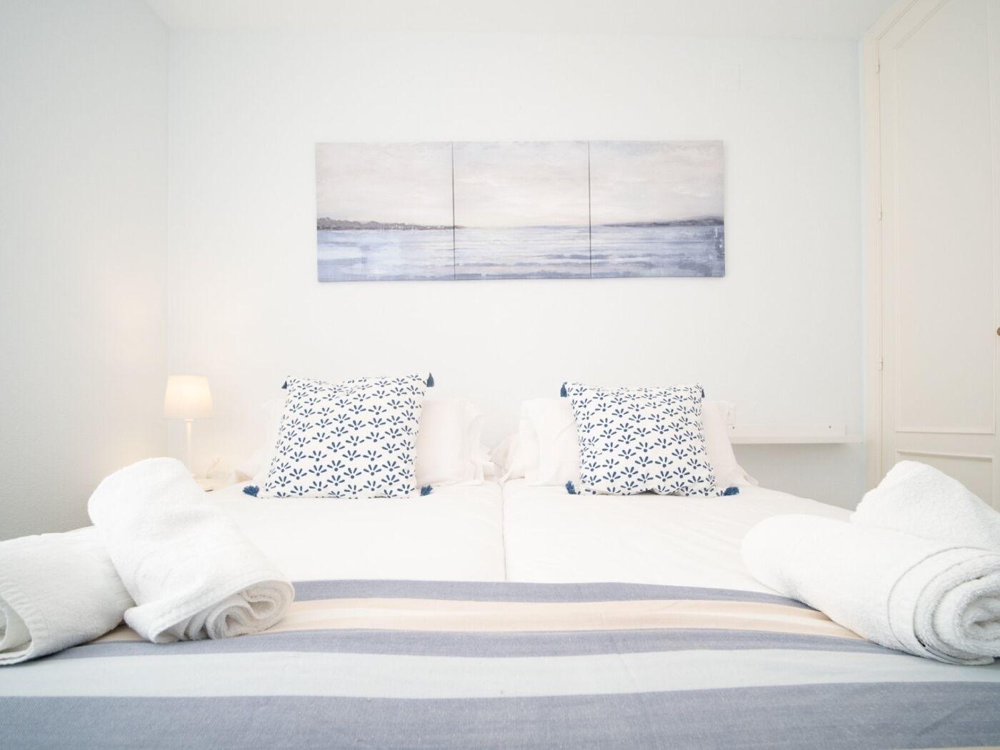 2 soverom, strykejern/-brett, internettilgang og sengetøy