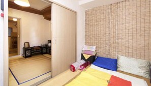 Traditional Double Room | 熨斗/熨衫板、免費 Wi-Fi、床單