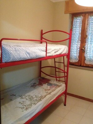 Apartment, 2 Bedrooms | 2 bedrooms, individually decorated, individually furnished - Bosamarina House (Bosa)