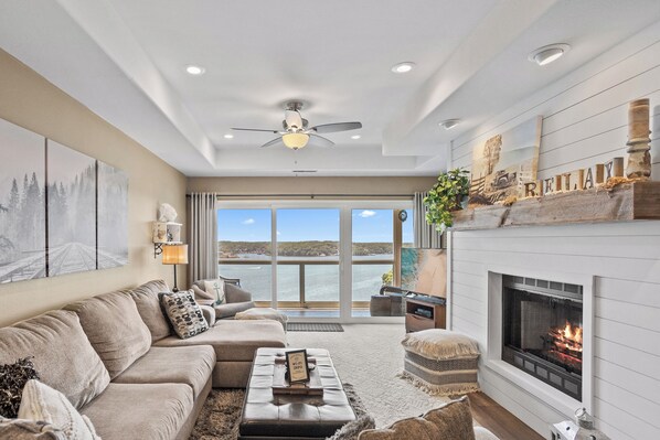 Flat-screen TV, fireplace, DVD player - Welcome to Emerald Bay 56-1B, a beautiful condo with a stunning view! (Lake Ozark)