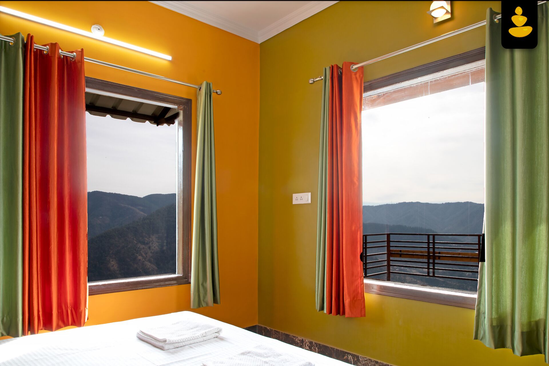 LivingStone Hackett Stayz Family suite and Triple Bedroom