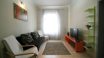 Apartment | Living area | Plasma TV