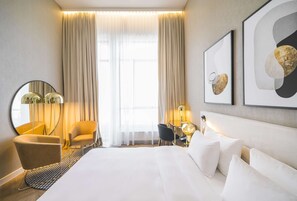Minibar, in-room safe, desk, blackout drapes - Radisson Blu Hotel Sopot (Sopot)