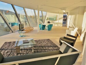 Executive Apartment | Living area