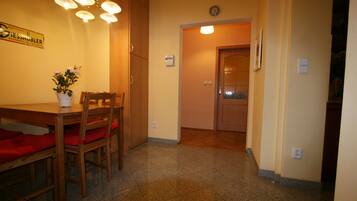 Apartment | In-room dining