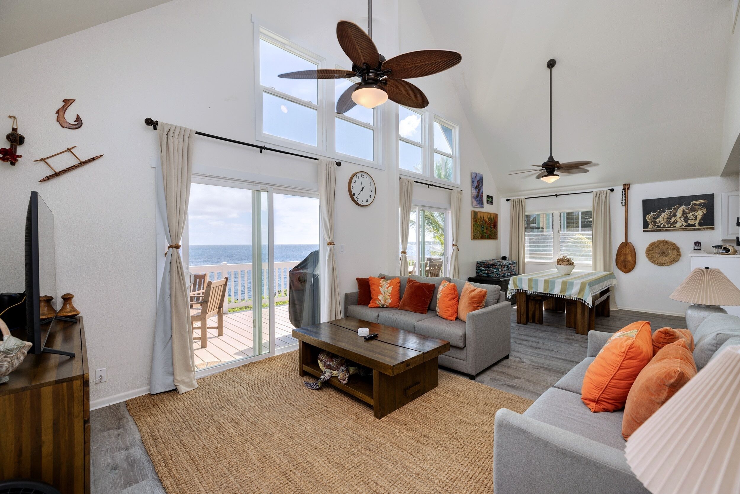 House, 3 Bedrooms | Living area