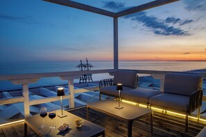 Ocean views, open daily - Hotel Tirreno (Latina)