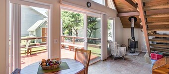 Romantic A-Frame Beach Cottage, Blocks to the Beach, Deck, Fireplace and Firepit
