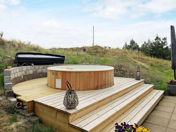 House | Spa treatment - Enticing Holiday Home in Jutland near Sea (Aalbaek)