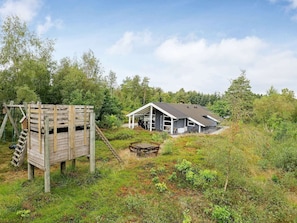 Exterior - 10 Person Holiday Home in Saeby (Sæby)