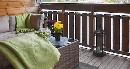 Seaside Serenity in Leirvik-by Traum