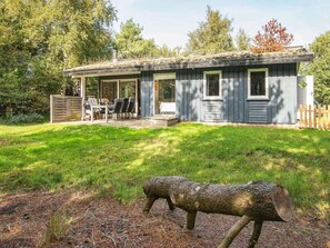 House | Pemandangan dari hartanah