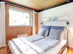 3 Schlafzimmer, Babybetten