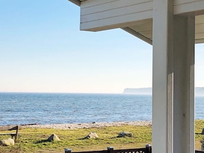 Beach - Sea-side Holiday Home in Sjølund With Whirlpool (Bjert)