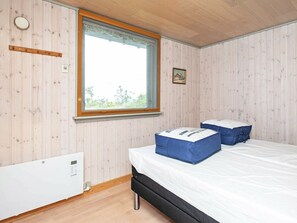 3 bedrooms, cribs/infant beds - Alluring Holiday Home in Zealand With Terrace (Nykobing Sjaelland)