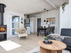 House | Dining - Mod Holiday Home in Jutland near Sea (Lemvig)
