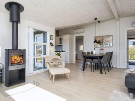 House | Dining