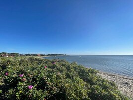 House | Water view