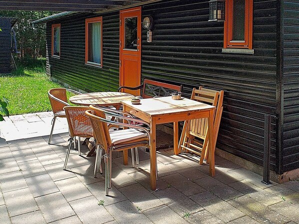 Balcony - Exotic Holiday Home in Højby With Terrace (Hojby)
