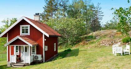 6 Person Holiday Home in Valdemarsvik