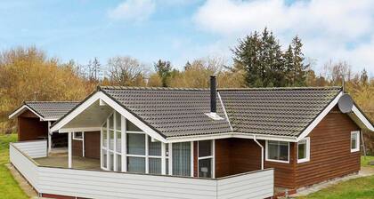 Deluxe Holiday Home in Jutland near Beach