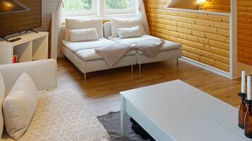 3 bedrooms, individually furnished