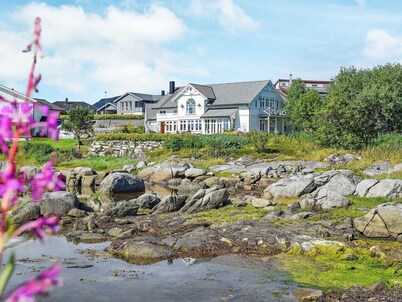 Holiday Home in Ballstad