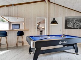 House | Games room