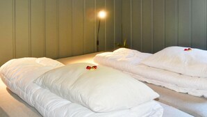 2 bedrooms, iron/ironing board, individually furnished - 4 Person Holiday Home in Molde (Aukra)