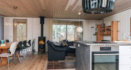8 Person Holiday Home in Blavand
