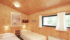 3 Schlafzimmer, Babybetten