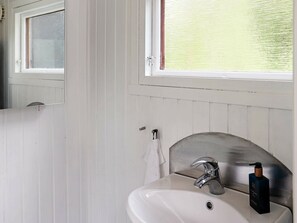 Shower - 4 Person Holiday Home in Hishult (Hishult)