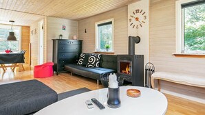 Unclassified image, 5 of 20, button - Secluded Holiday Home in Jutland With Terrace (Nibe)