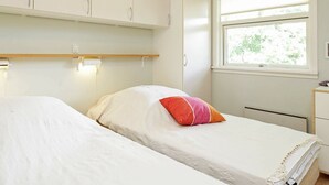 3 bedrooms, cots/infant beds - Modern Holiday Home in Zealand With Terrace (Slagelse)