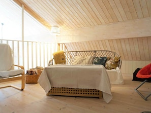 3 bedrooms, individually furnished, bed sheets