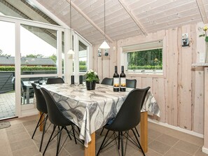 3 Schlafzimmer, Babybetten
