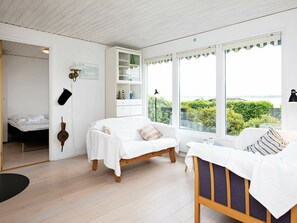 Ảnh chưa phân loại, 2 trong số 23 ảnh, nút