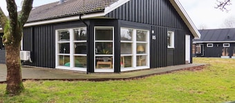 8 Person Holiday Home in Hals