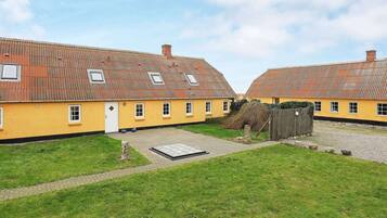 House | Exterior