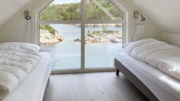 House | 5 bedrooms, individually furnished