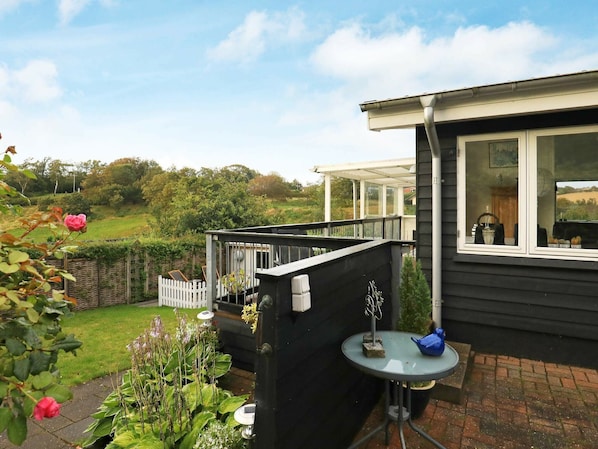 Balcony - Simplistic Holiday Home in Løgstrup With Terrace (Logstrup)
